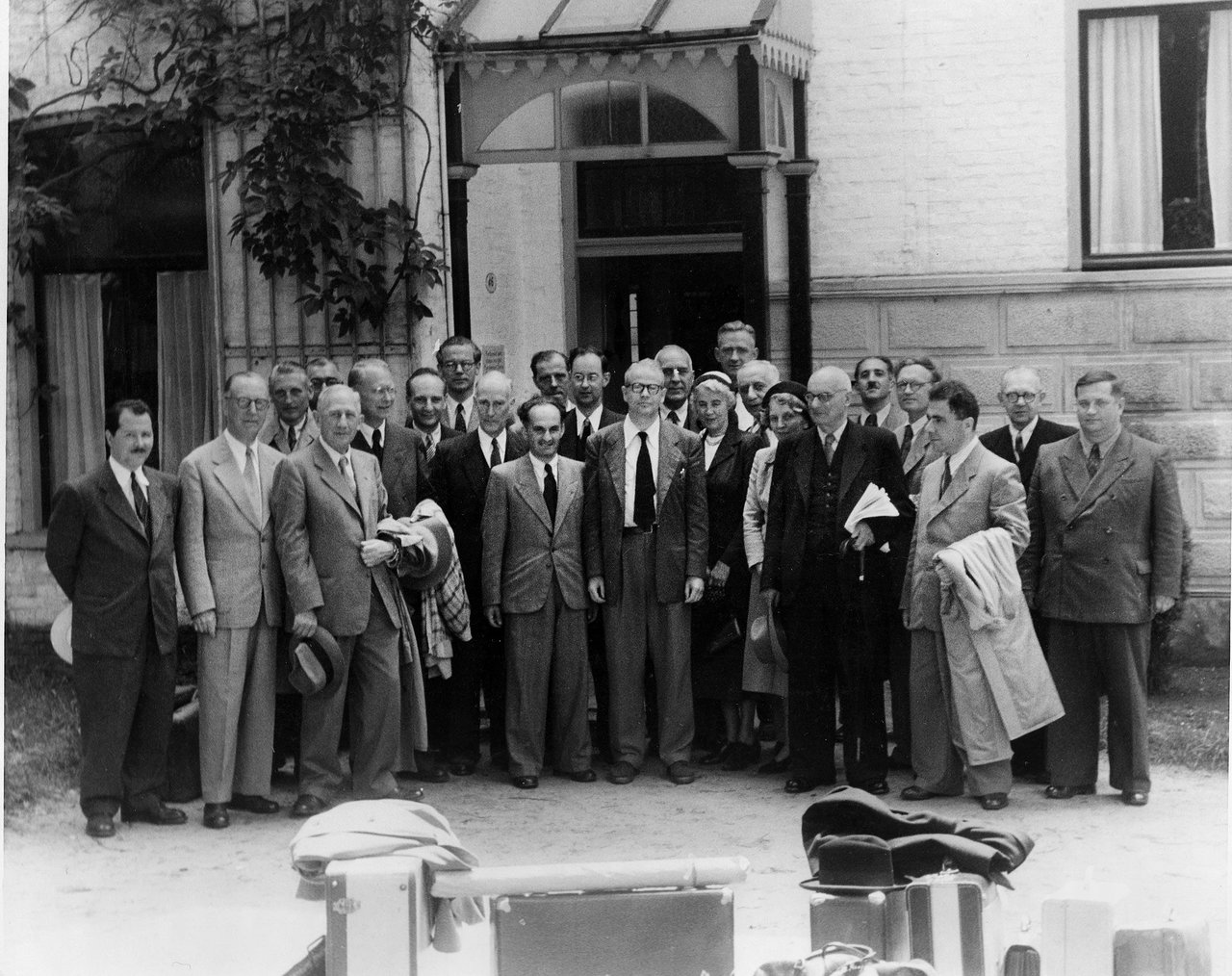 IAU Symposium no. 1